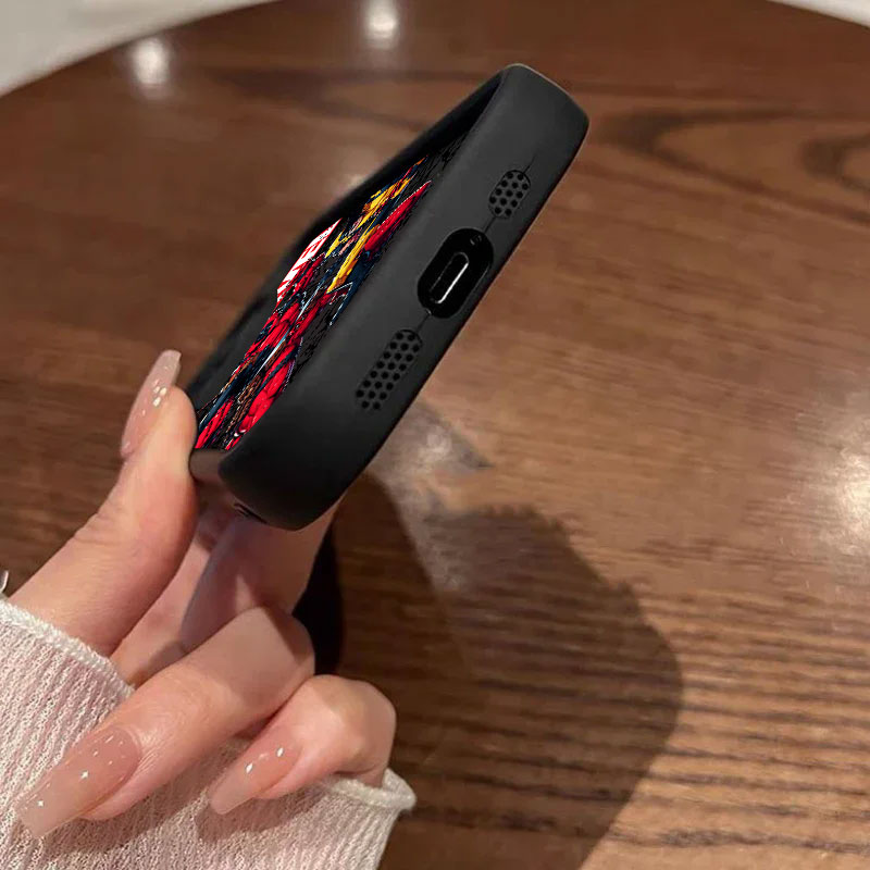 جرابات مارفل ديدبول وولفرين له - مراجعة Samsung Galaxy S25 وسعره